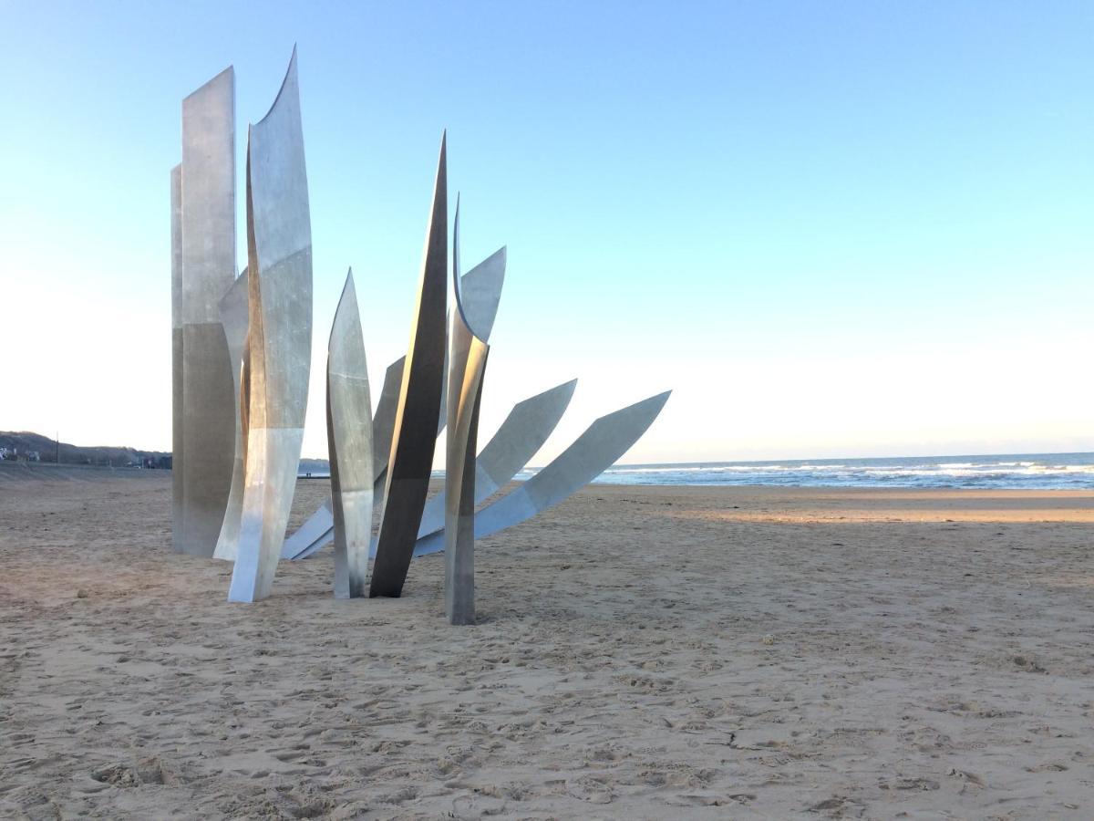 Les Chambres D'Omaha Beach Etablissement Avec Deux Chambres D'Hotes, Petit-Dejeuner Compris Fait-Maison Et Produits Locaux Виервил-сюр-Мер Екстериор снимка